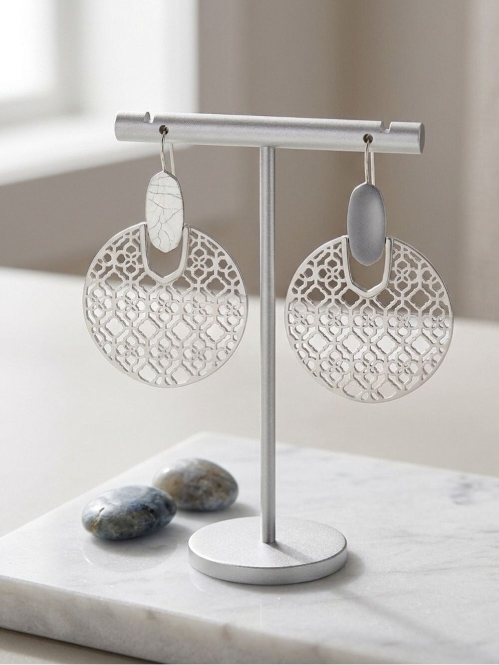 Kendra Scott Diane Silver Filigree Round Drop Earrings 2500